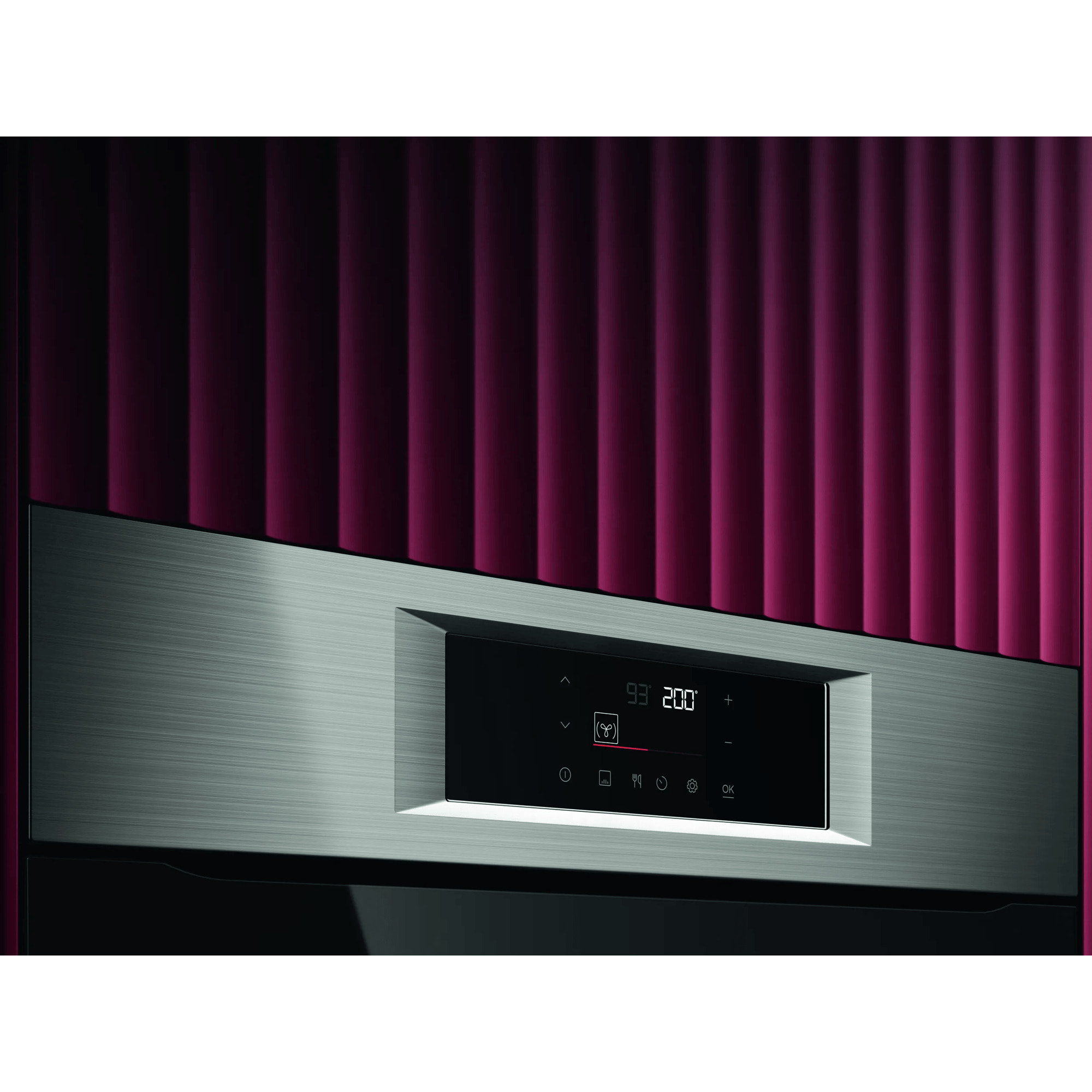 AEG Horno multifunción Serie 5000 SurroundCook con EXPlore GU5PB43FPM
