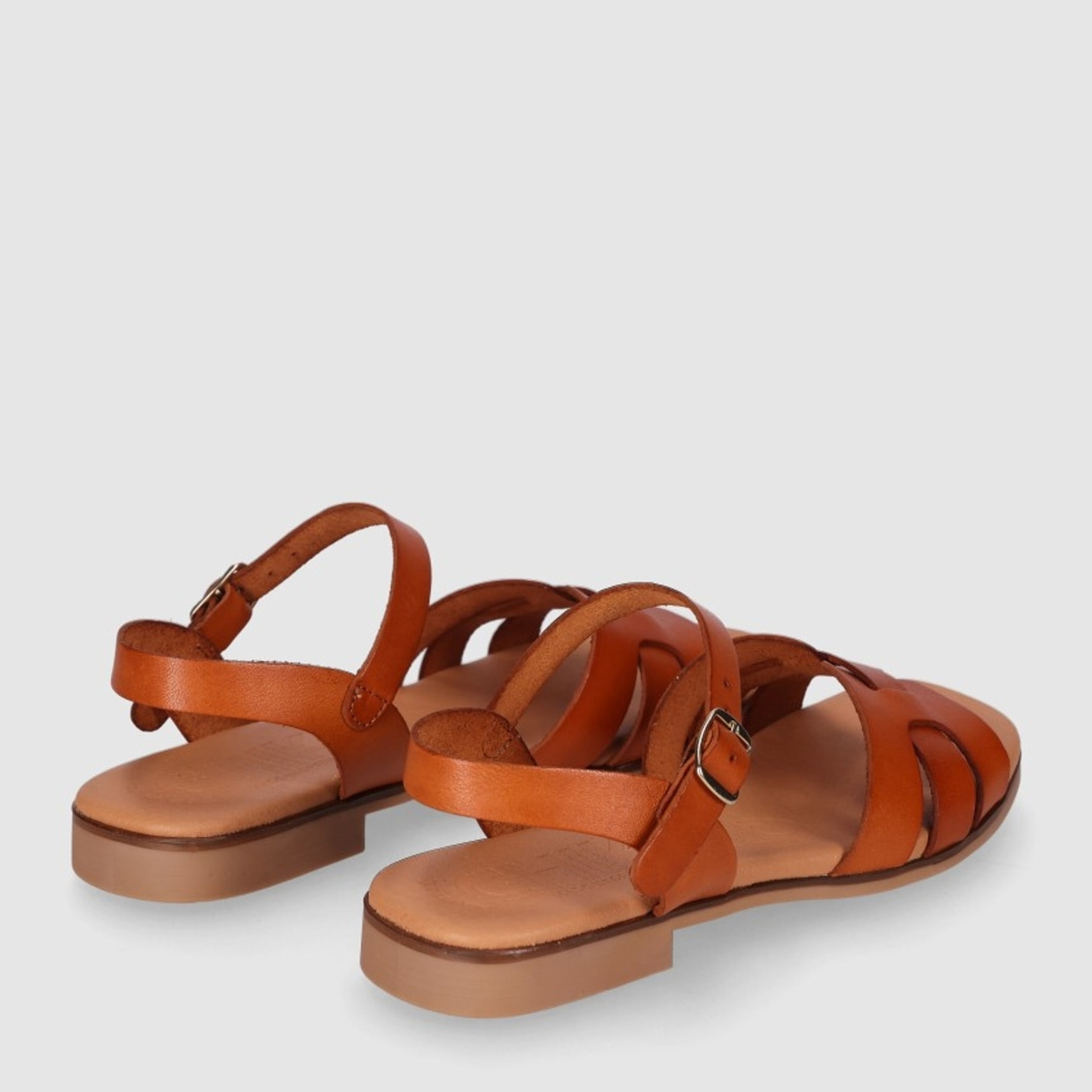 Sandalias de Piel - Cuero - Tacón: Bajo