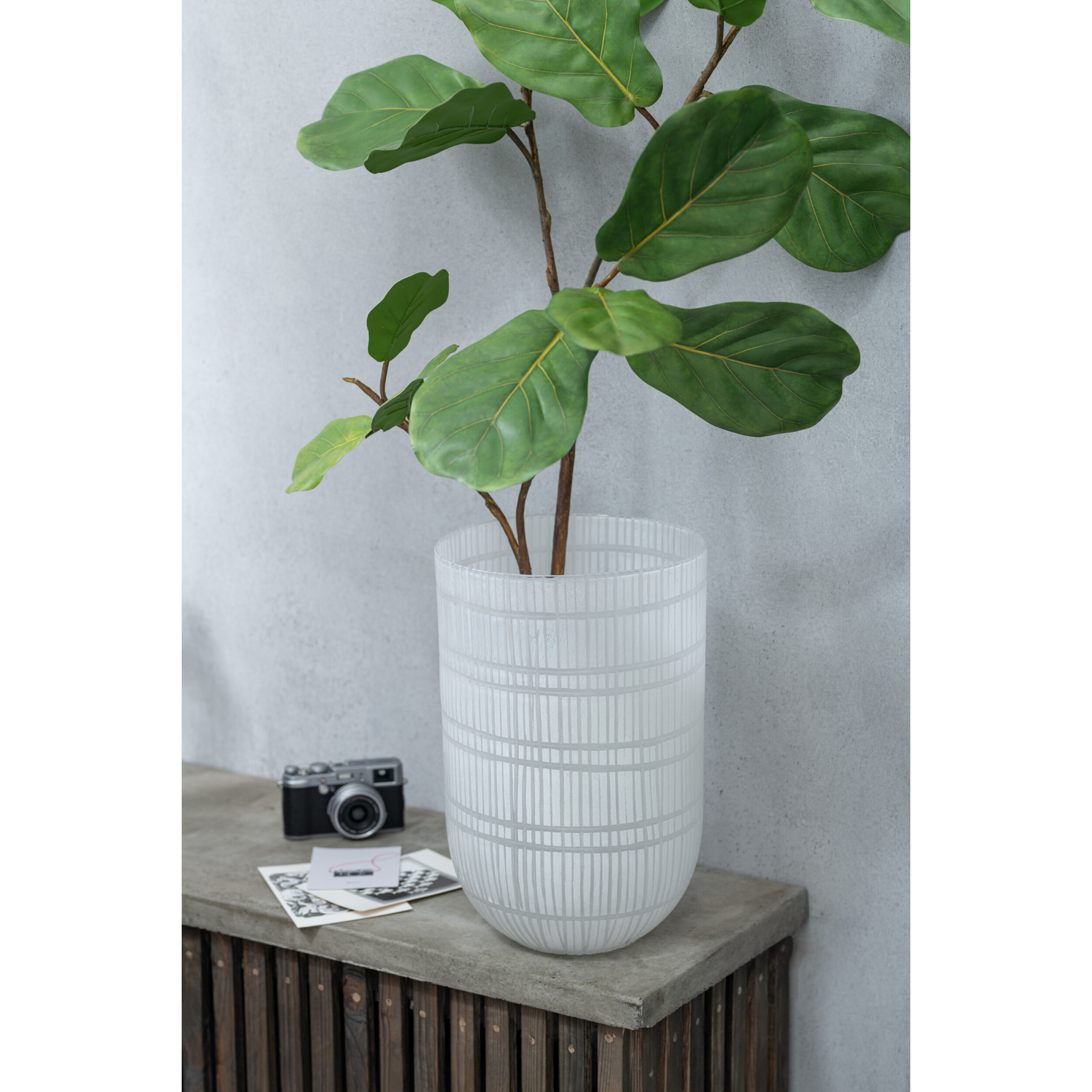 J-Line vase Rond Taille - verre - blanc - 36 cm de hauteur