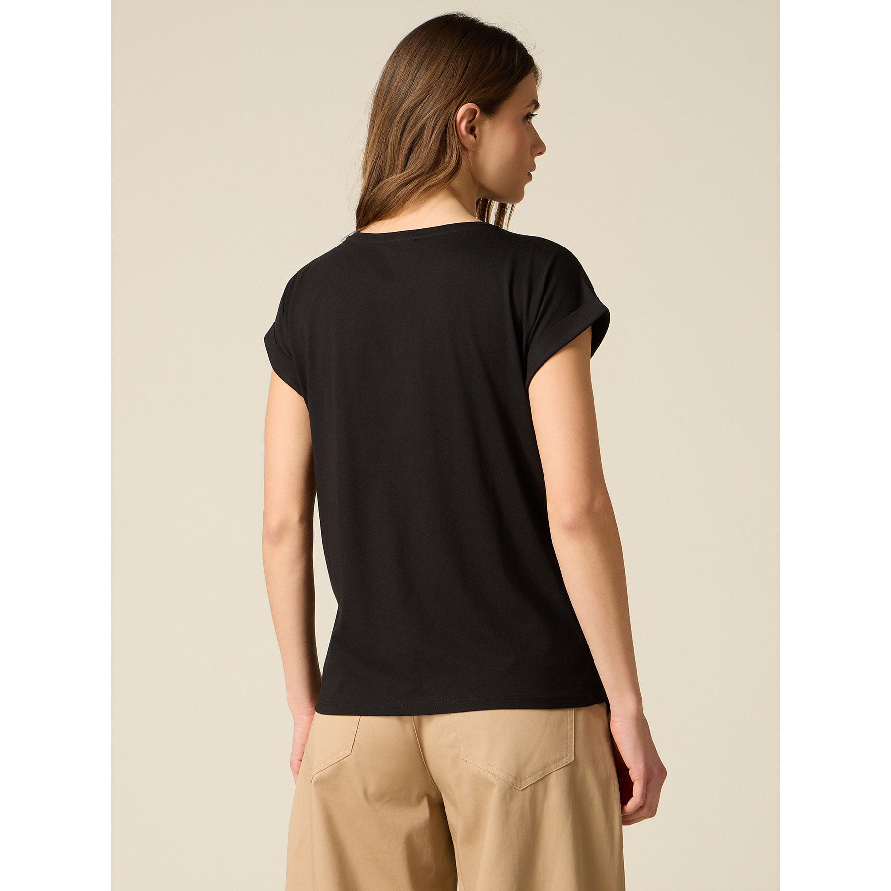 Oltre - T-shirt con applicazione e perle - Nero