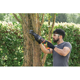 Scie sabre 750W - 2800 cps/min, changement de lame sans outil, en coffret avec 2 lames
