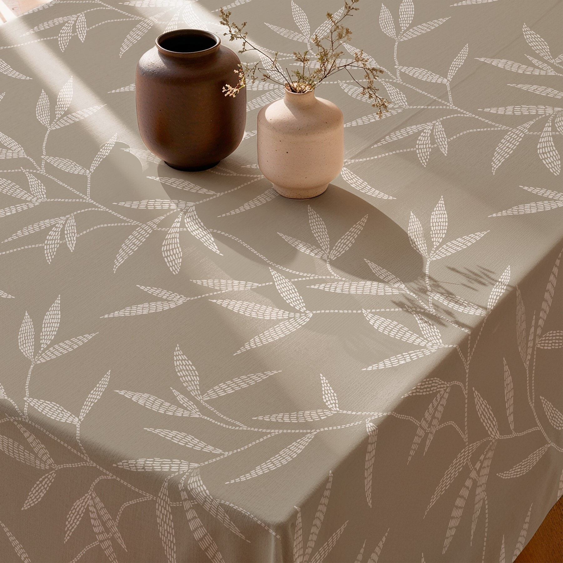 Nappe imprimée anti-tâches NORI BEIGE