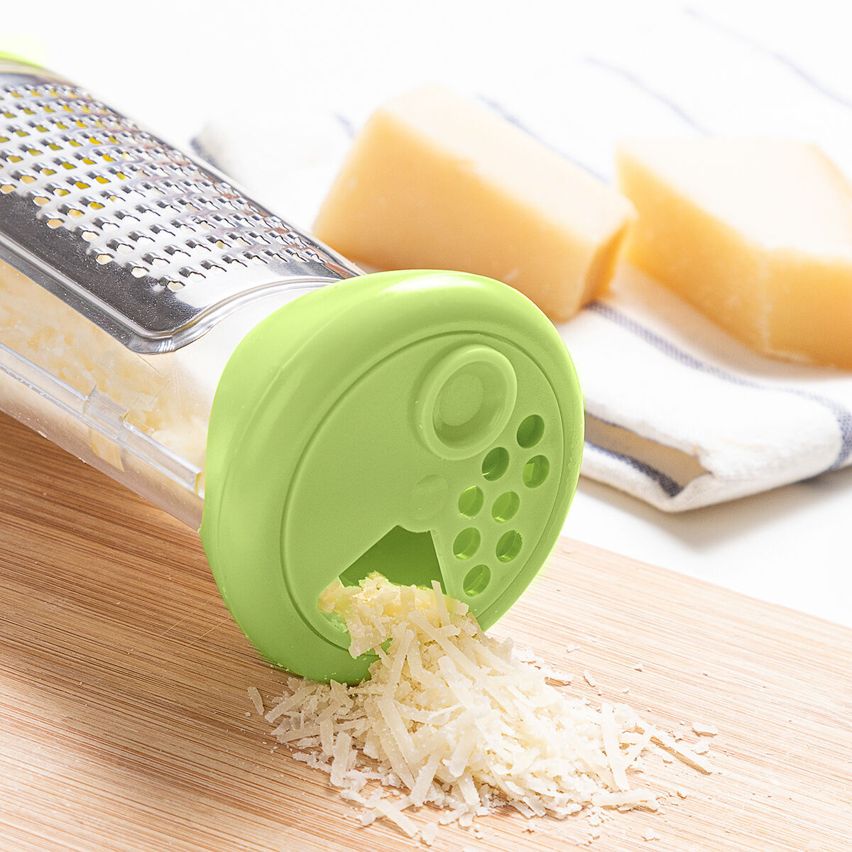Râpe avec récipient et couvercle de distributeur 3 en 1 Cheezy InnovaGoods