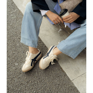 Zapatillas planas azules con cordones
