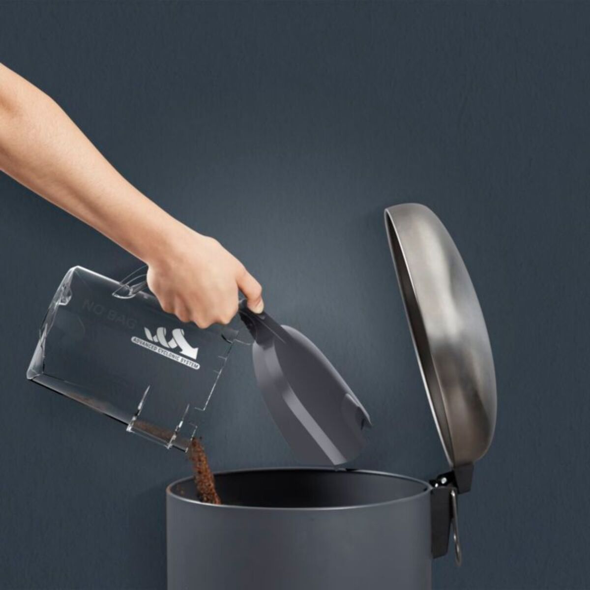 Aspirateur sans sac ROWENTA RO3726EA Compact Power Cyclonic