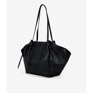 Bolso de hombro negro con cremallera