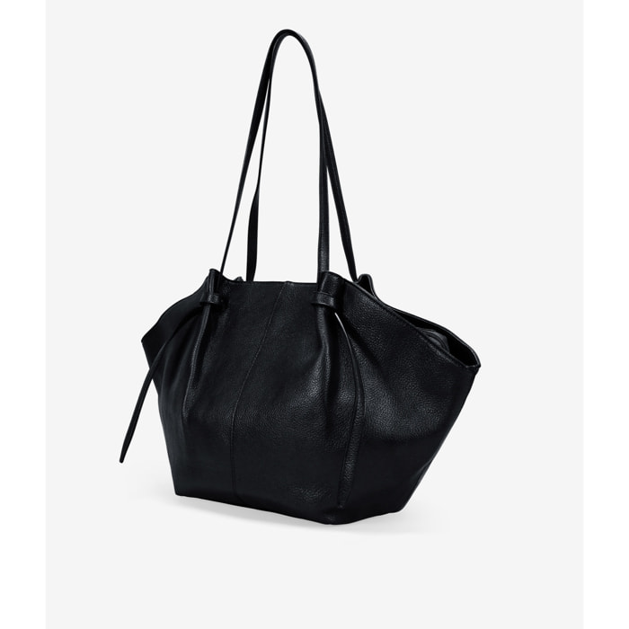 Bolso de hombro negro con cremallera