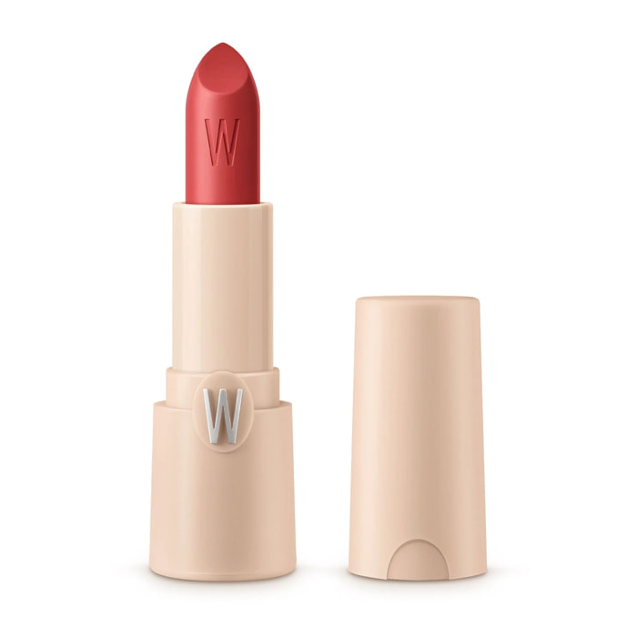 LIP SHOT Rossetto satinato dalla texture leggera ed avvolgente