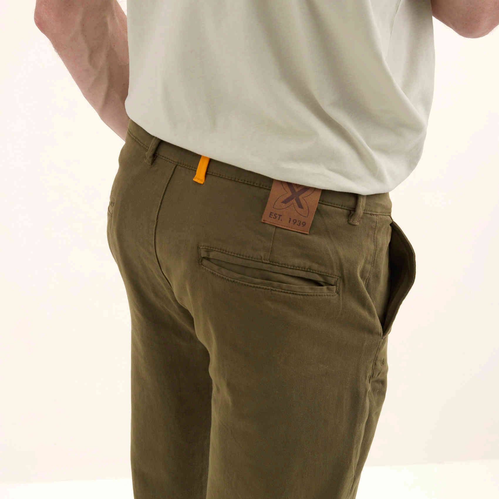 Pantalón chino Loop MUNICH lifesyle hombre de algodón-spandex khaki