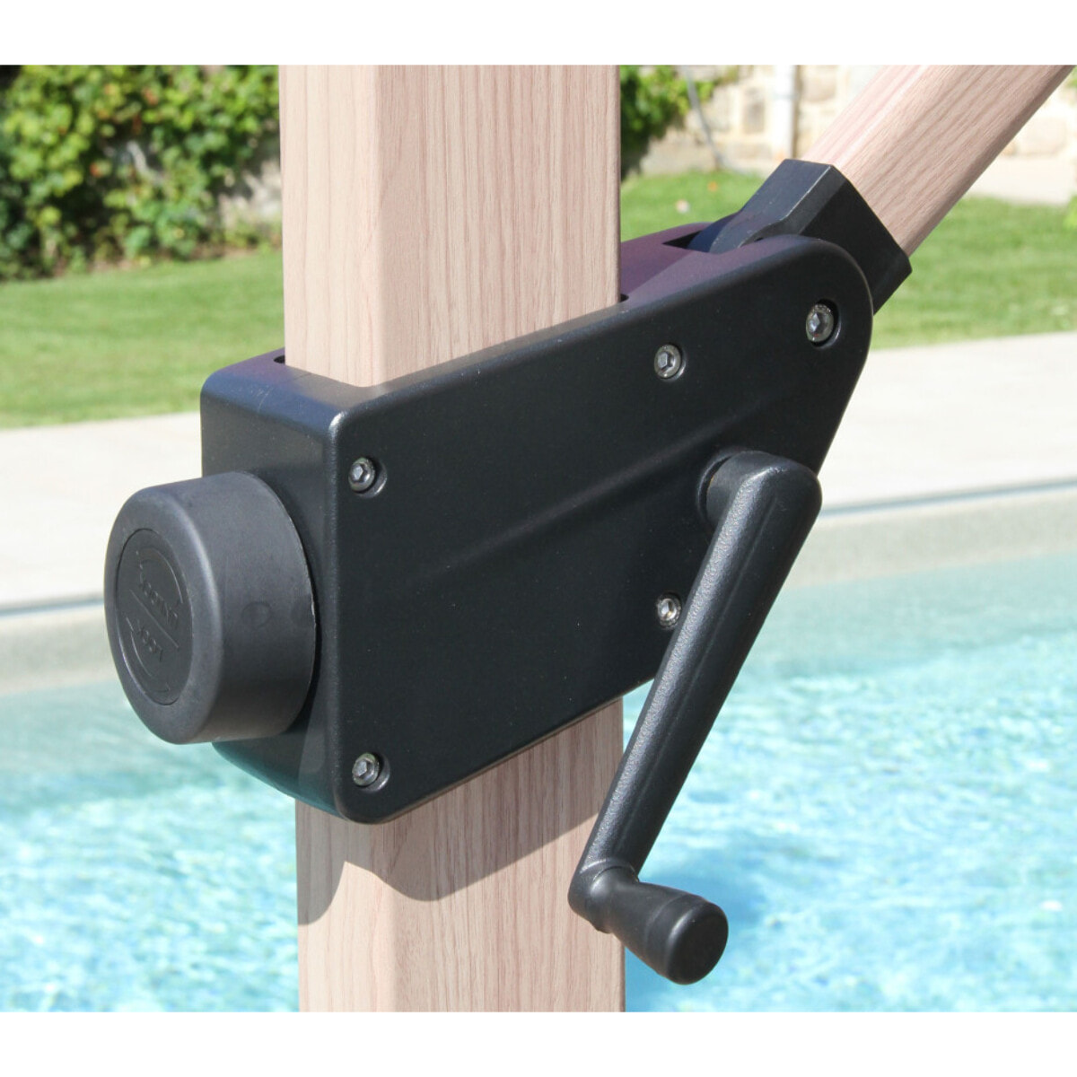 Parasol déporté 4x3m - effet bois - gris anthracite - TOPAZE