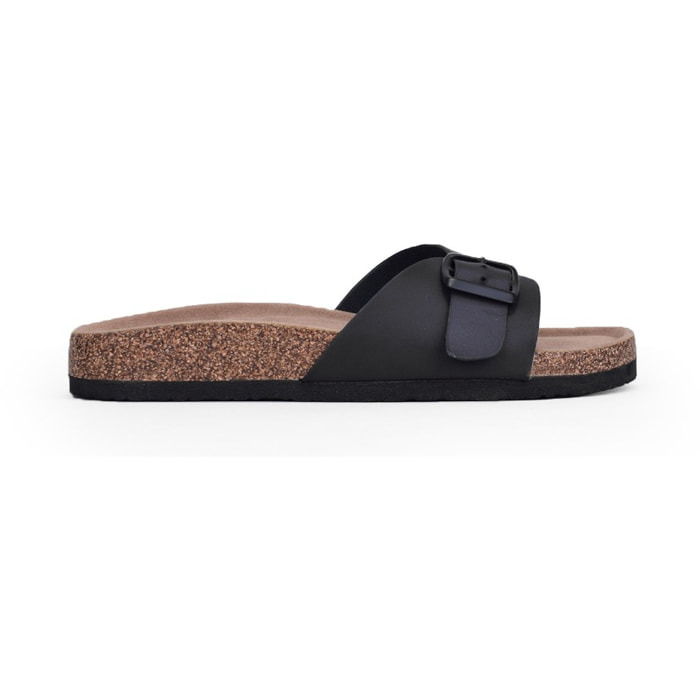 Sandalias planas negras con suela de corcho y hebilla
