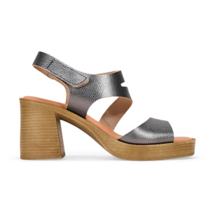 Sandalias de tacón plomo en piel con cierre de velcro
