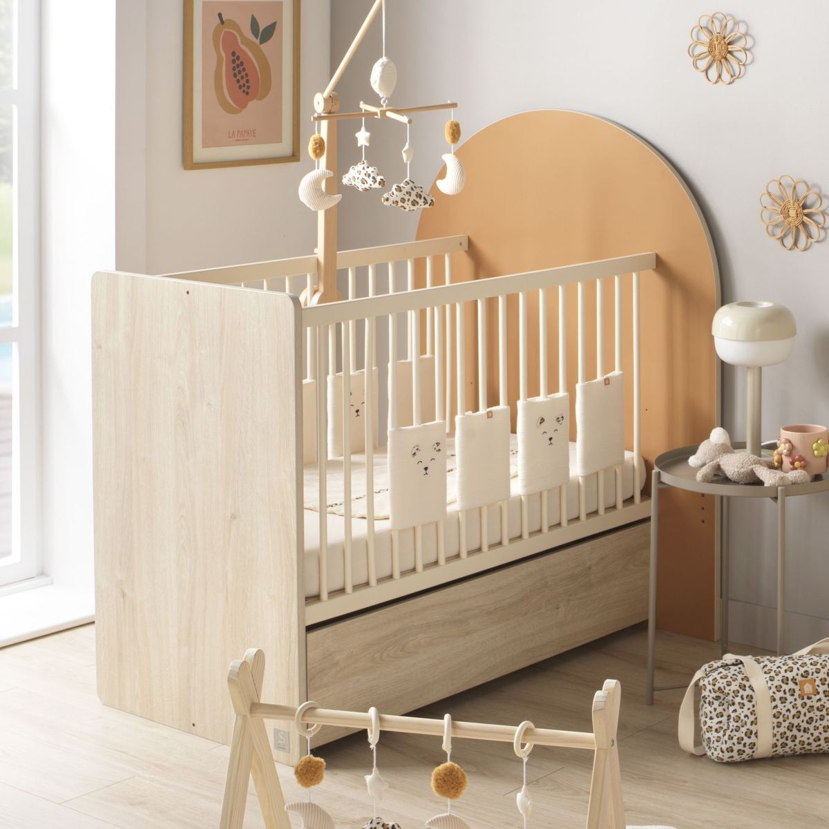 Lit bébé évolutif 120x60 en 90x190 - décor bois chêne sépia forme arche