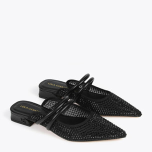 Scarpa slingback realizzata in mesh con strass