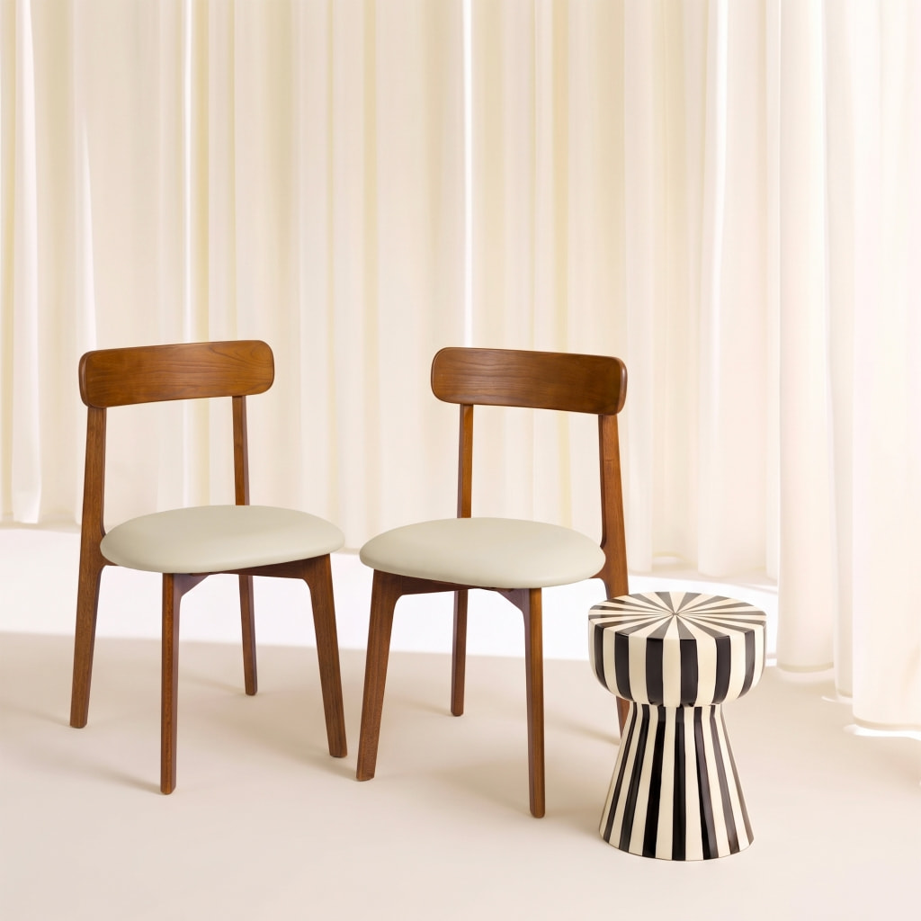 Chaise vintage bois d'hévéa et simili cuir (lot de 2) VICTOIRE