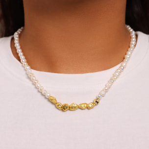 Collana Girocollo con Pepite Martellate e Perle d'Acqua Dolce Bianche