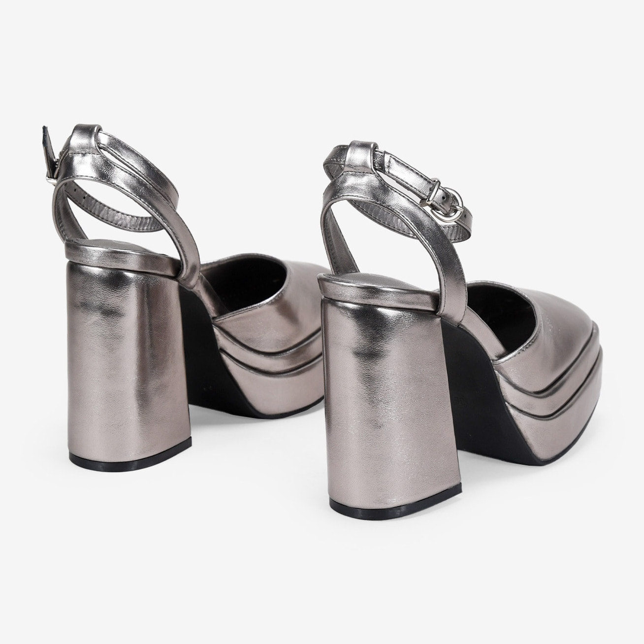 Zapatos plomo destalonados con tacón