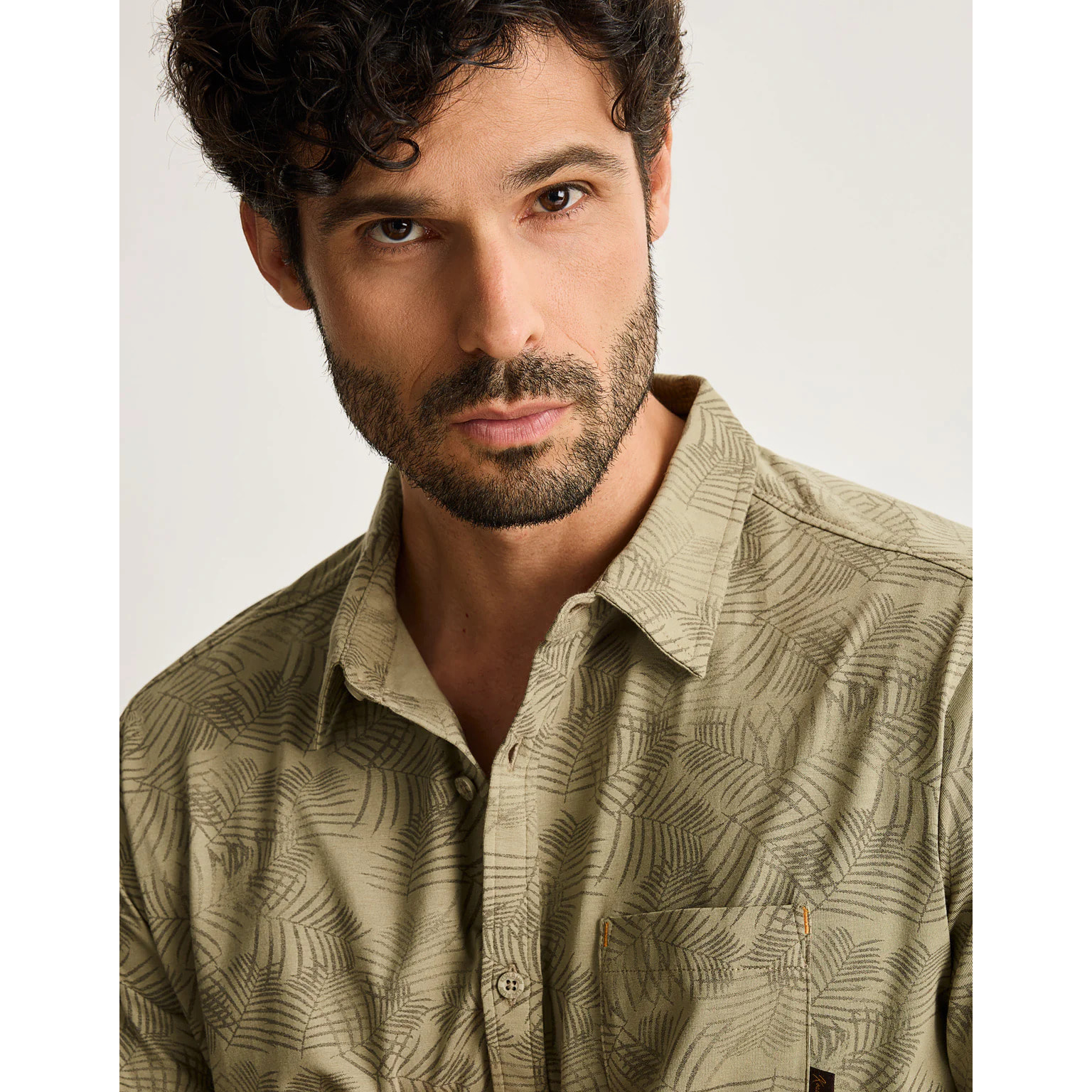 Camisa Manga Corta Caqui - Zendaya