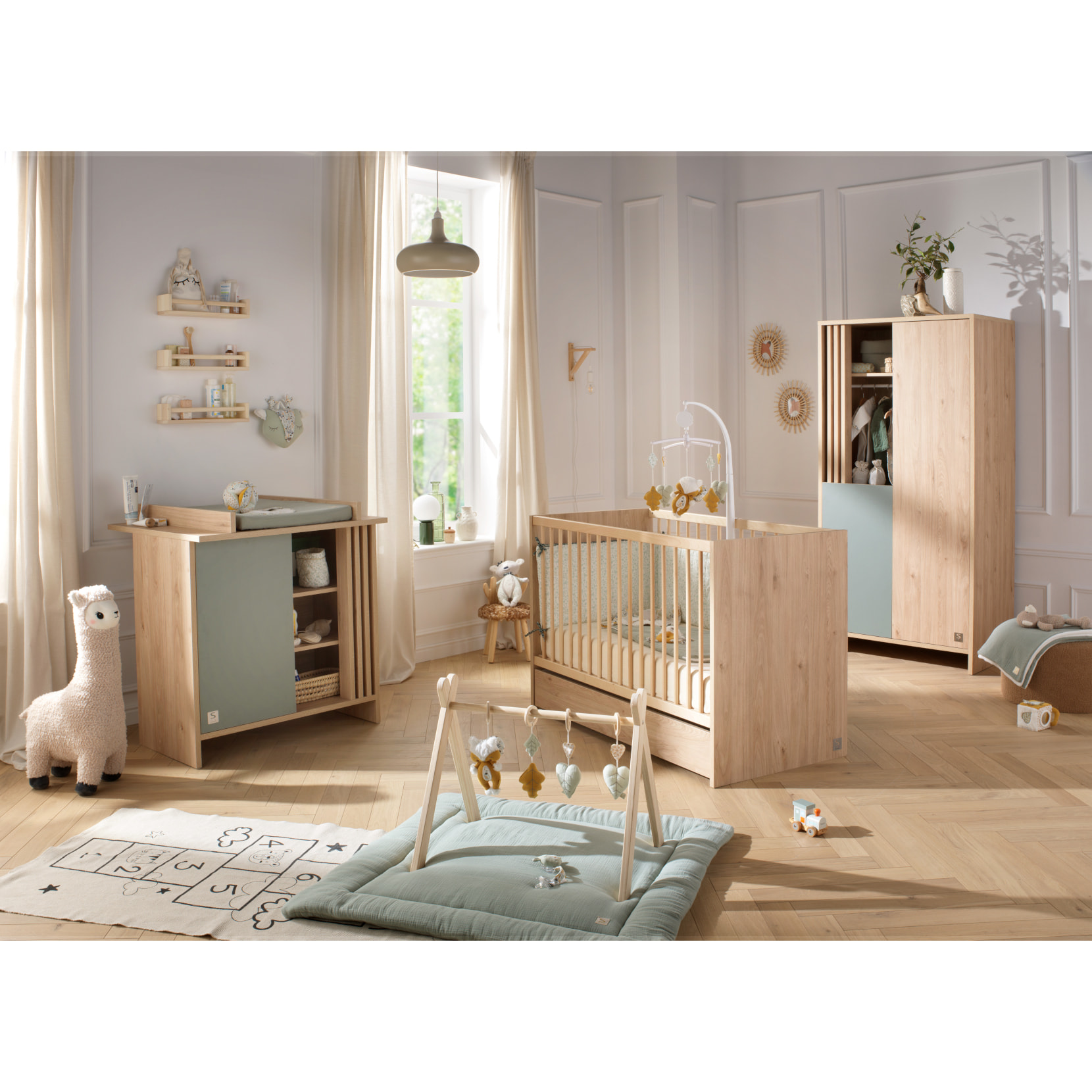 Lit bébé 120x60 à barreaux en bois décor chêne suave