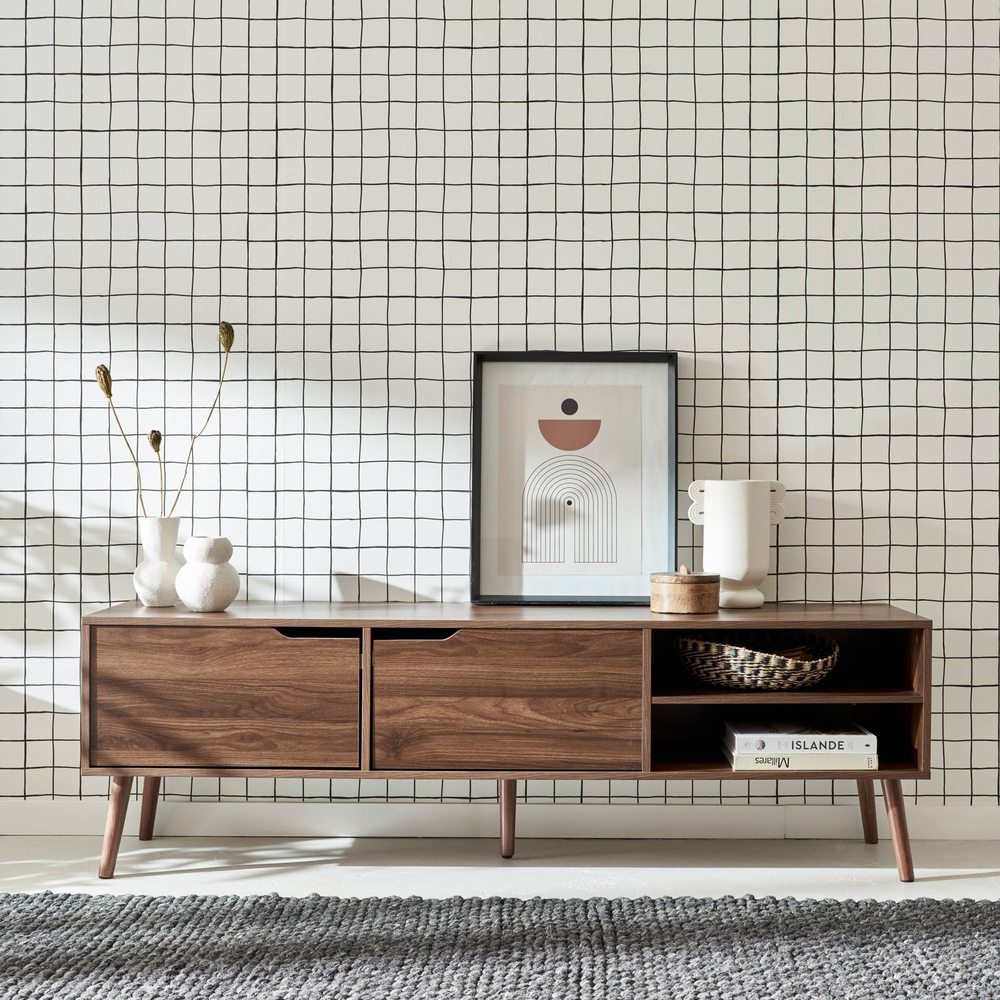 Meuble TV décor bois de noyer. 2 portes. 1 étagère. 160cm
