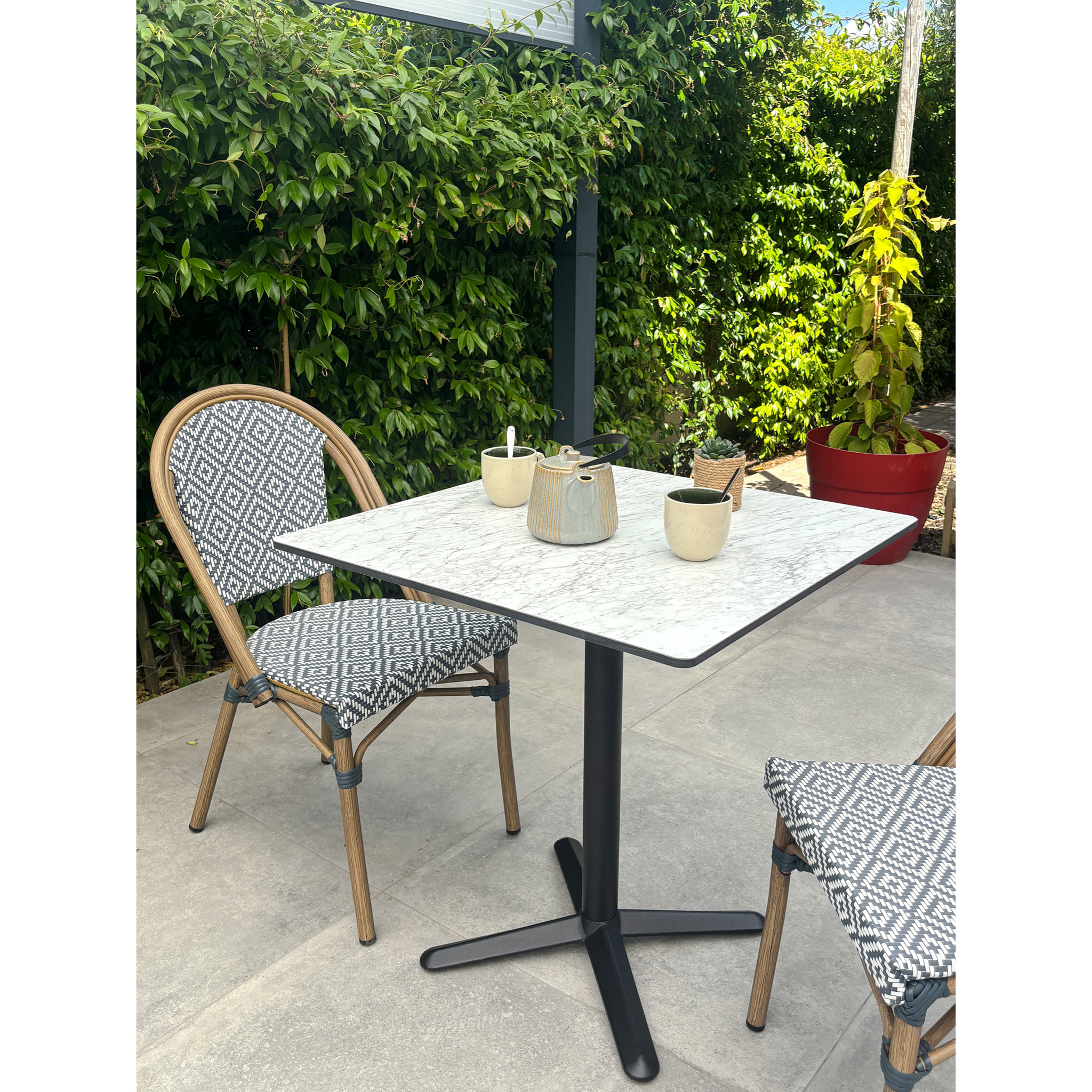 BISTRO - Ensemble repas de jardin 2 places en acier et plateau en HPL