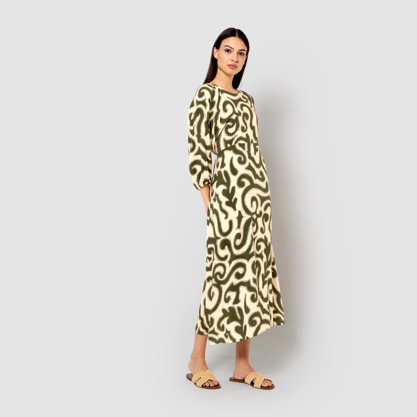 Vestido midi viscosa elaya verde cacería