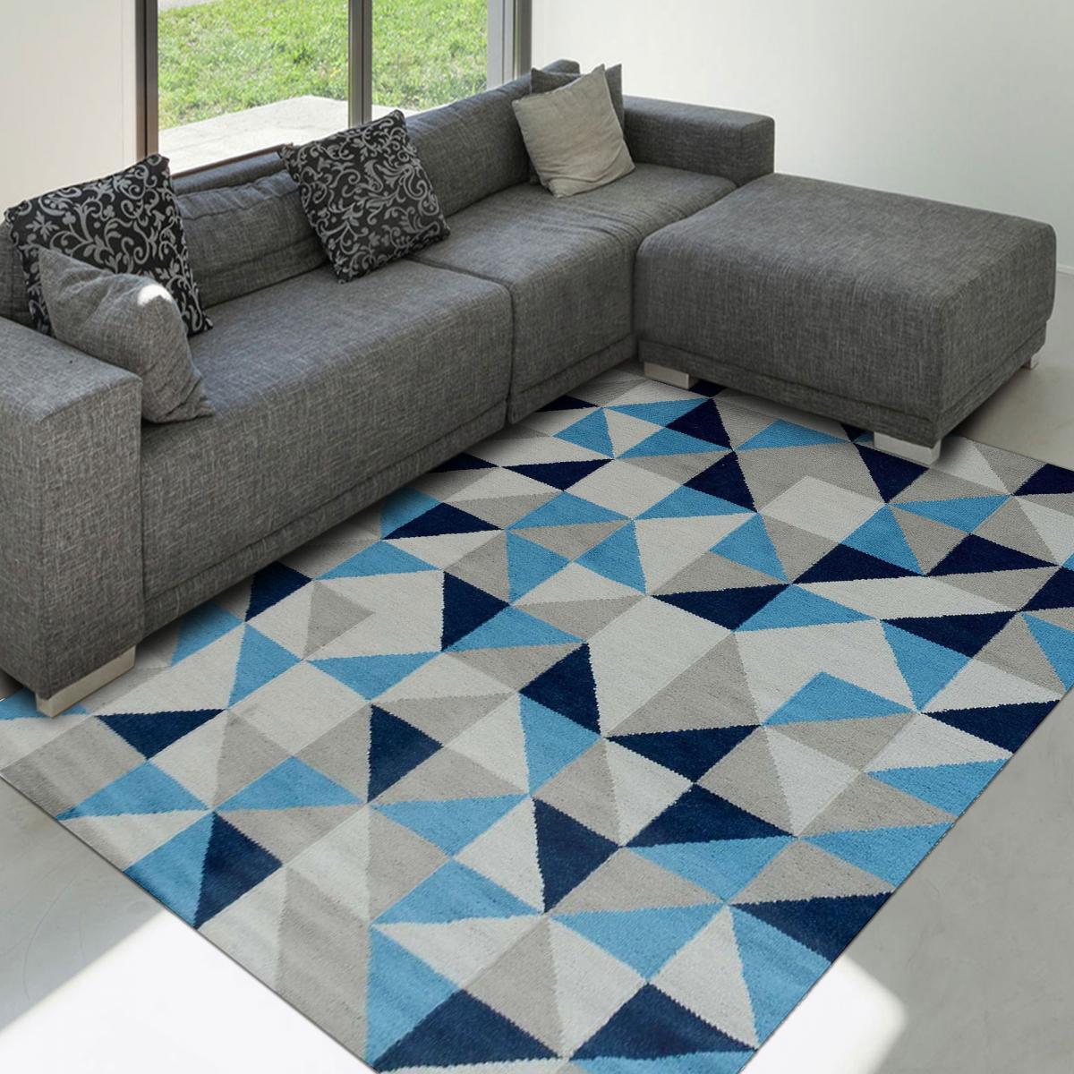tapis chambre 80x150 fait main en laine bleu et crème motif géométrique