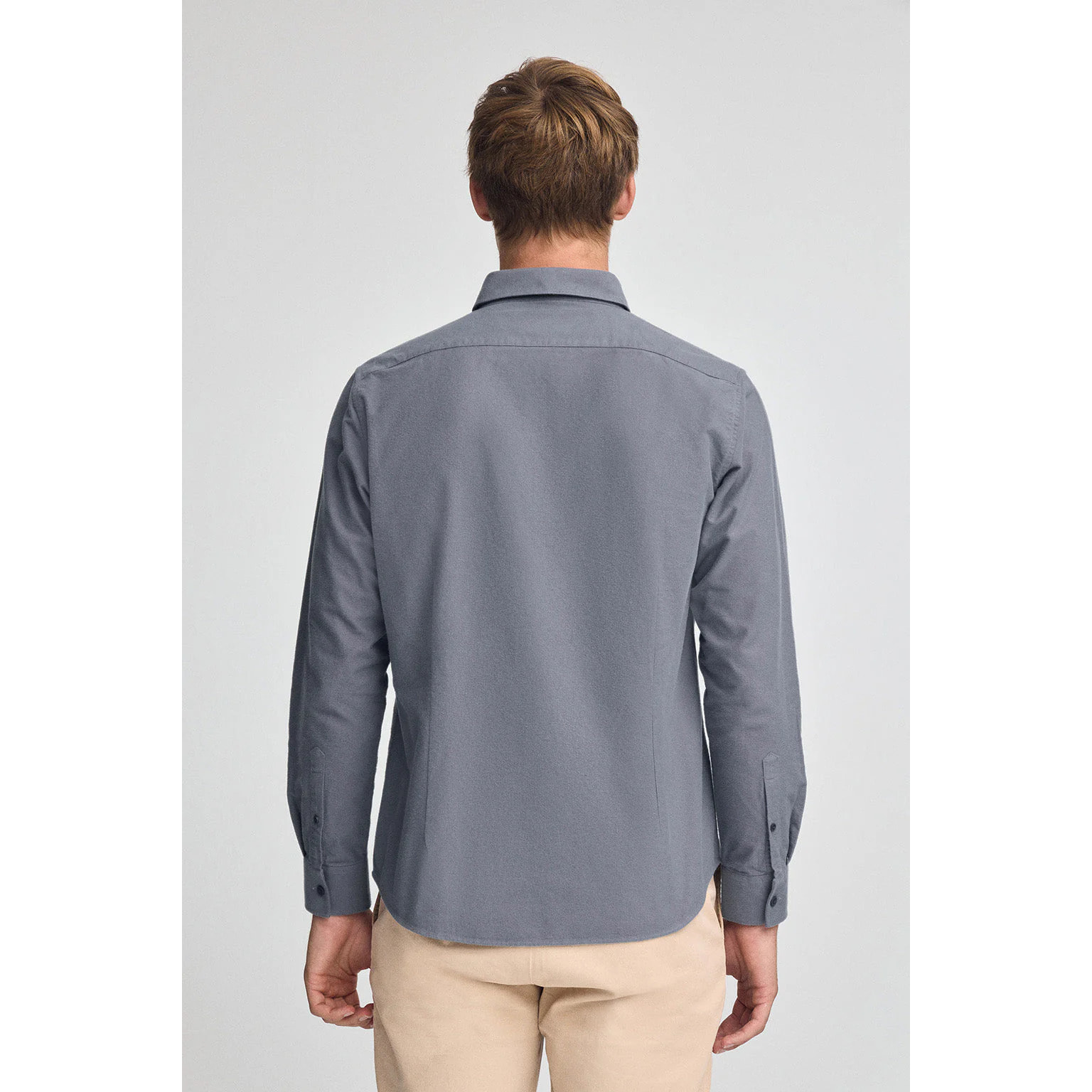 Camisa azul marino de corte slim y cuello italiano con logo Rigby Go