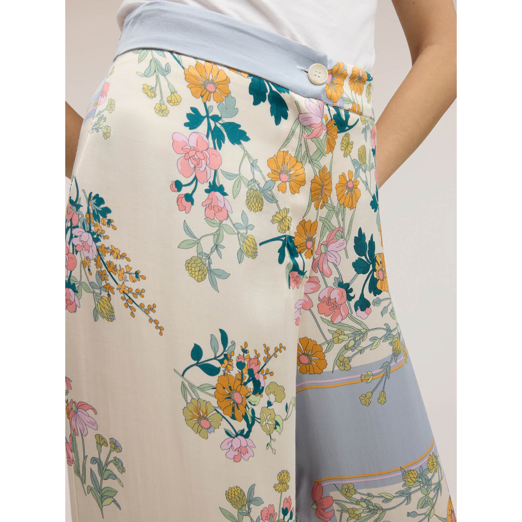 Motivi - Pantalones palazzo de raso con estampado - Blanco