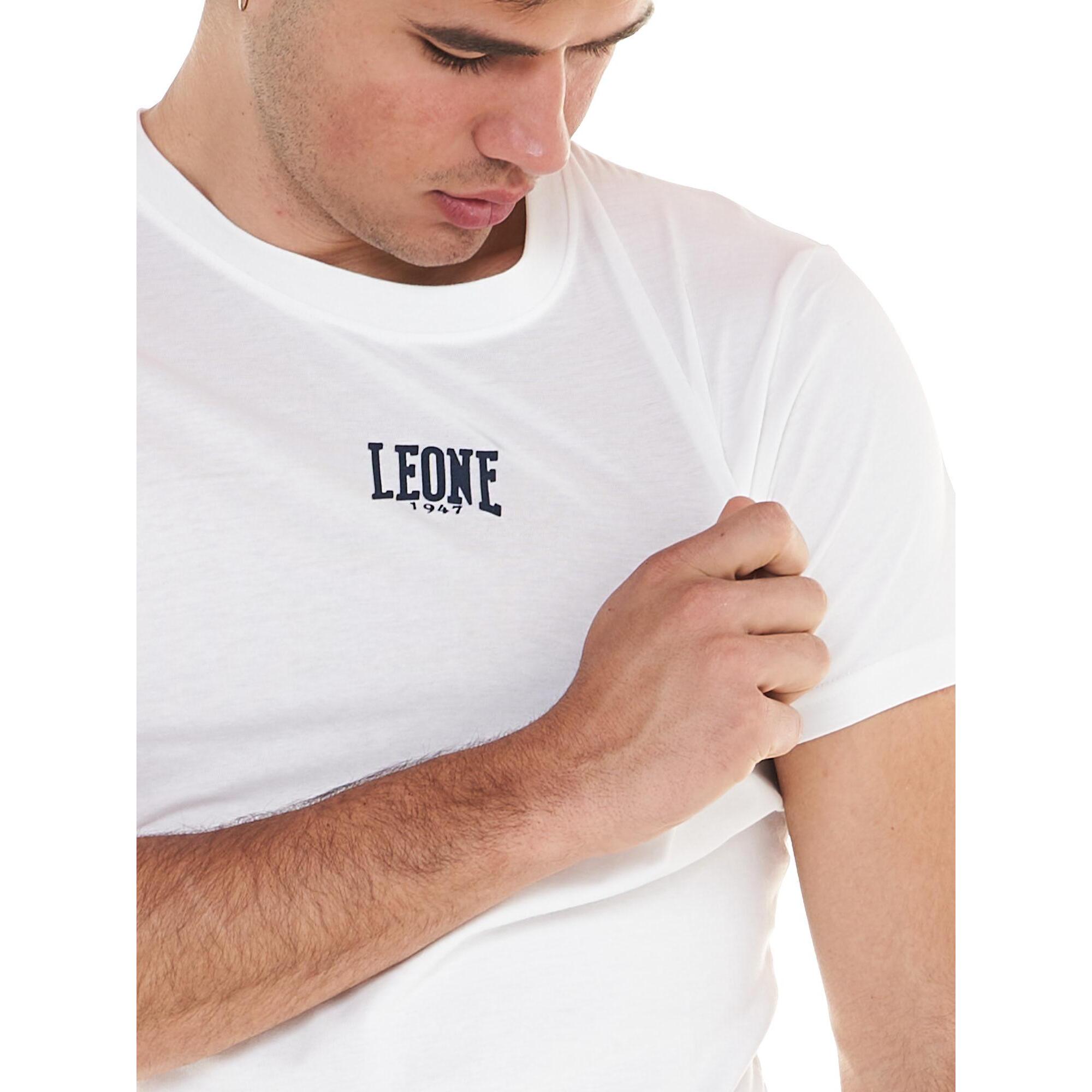 Completo set da uomo composto da t-shirt e pantaloncini Leone Basic