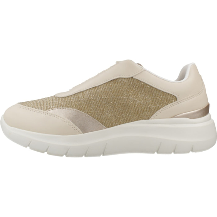 Sneakers de  Mujer de la marca GEOX  modelo D PLUMMERY ORO
