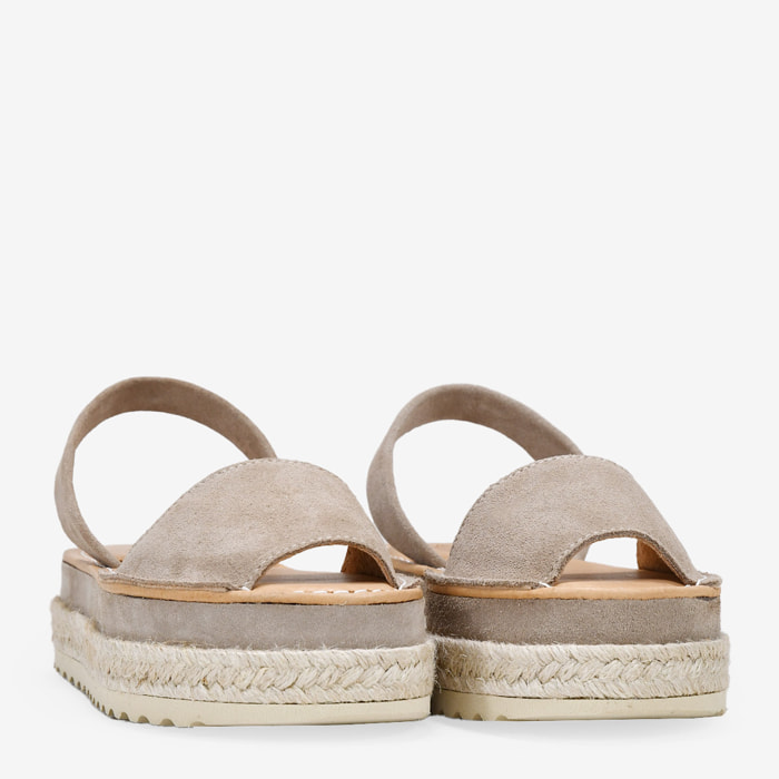 Alpargatas piedra en piel con esparto