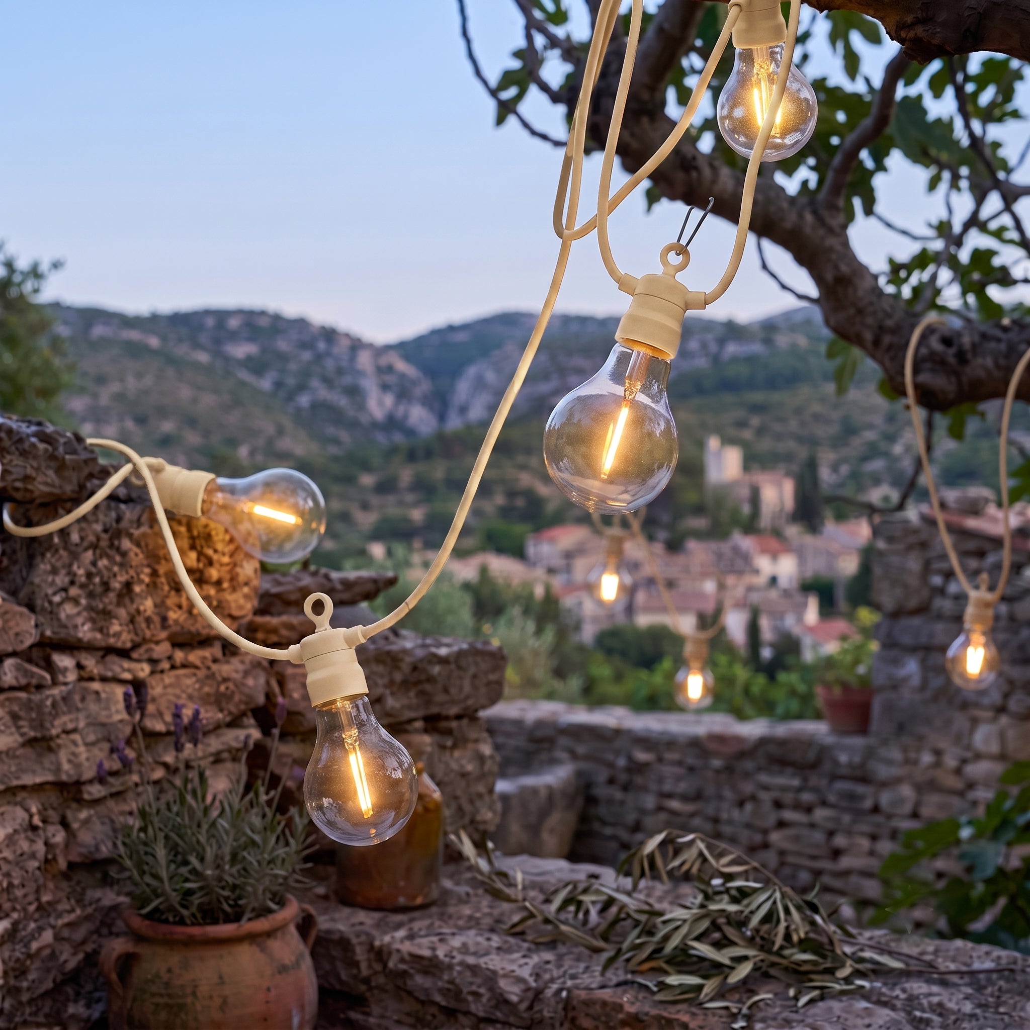 Guirlandes lumineuses extérieur raccordables beige 20 globes transparents LED blanc chaud PARTY MAX CLEAR CREAM 13m
