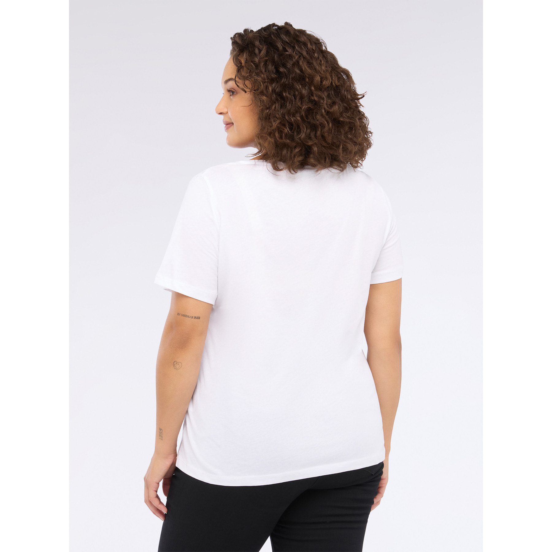 Fiorella Rubino - Camiseta de punto jersey con bordados y letras pequeñas - Blanco