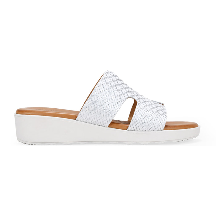 Sandalias de cuña plateadas en piel