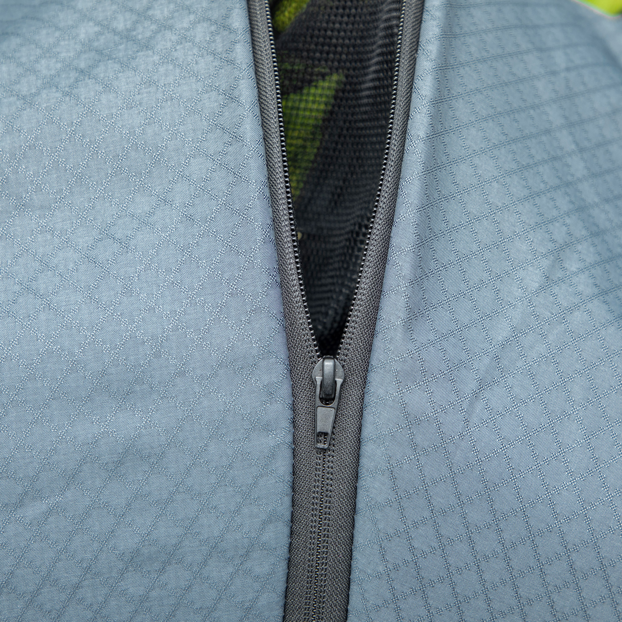 Silla de Paseo Ligera, Carrito para Bebé Plegable, Respaldo Reclinable, Reposapiés Ajustable, Capota, Arnés de 5 Puntos, Ruedas con Suspensión, Carga Máxima 15 kg, Azul Oscuro