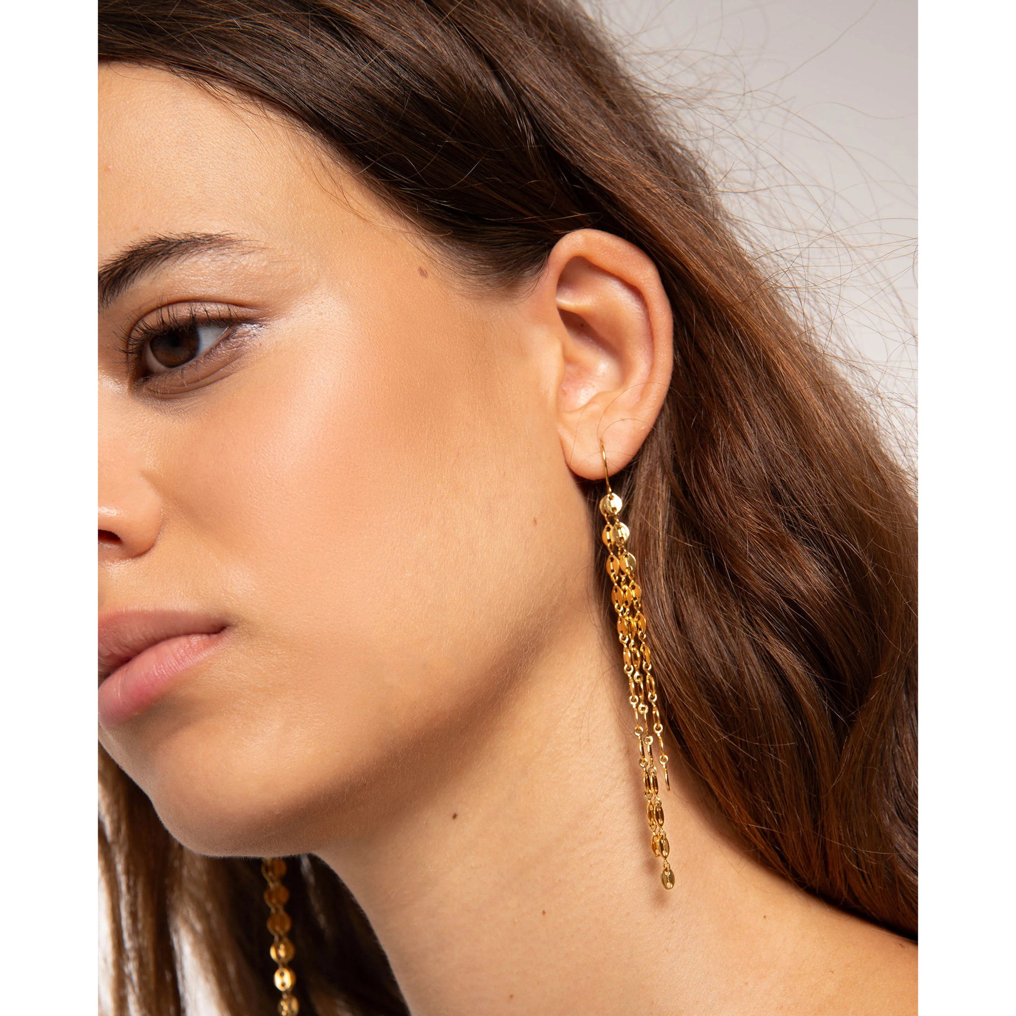Pendientes de mujer de aro con tiras.
