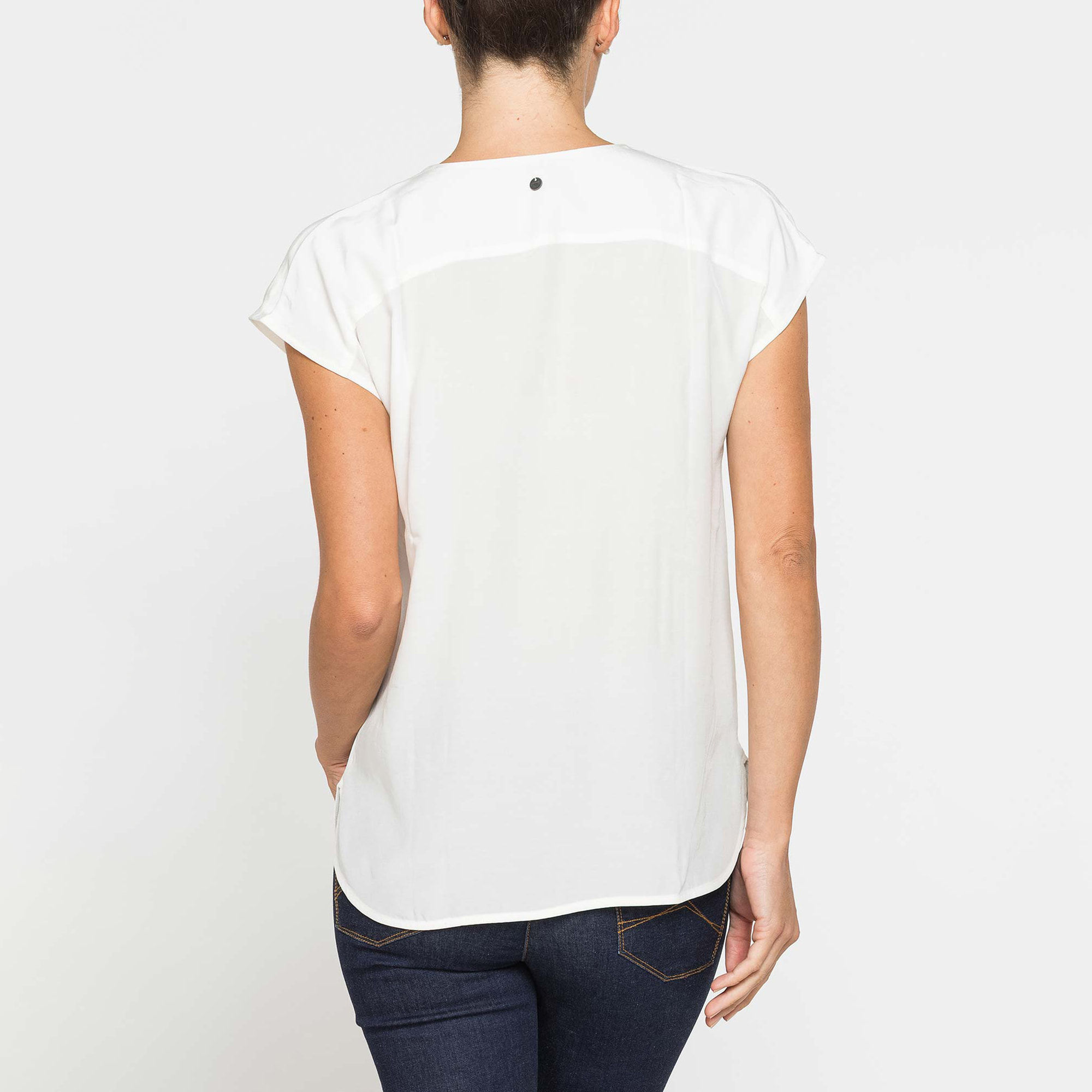 BLUSA IN VISCOSA CON SCOLLO A V