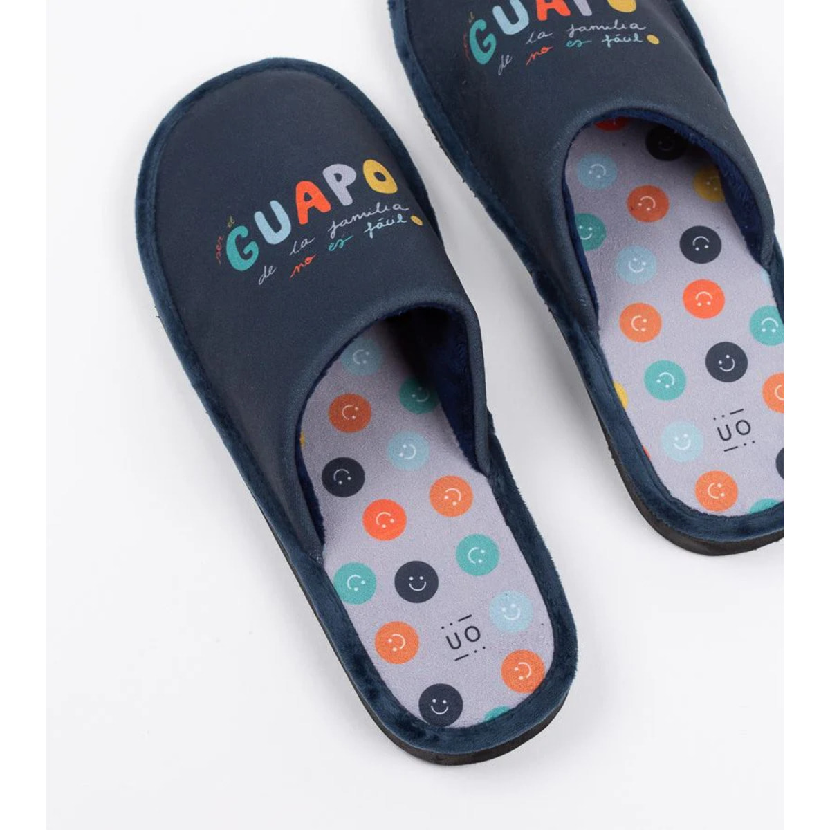 Zapatillas "El guapo de la familia"