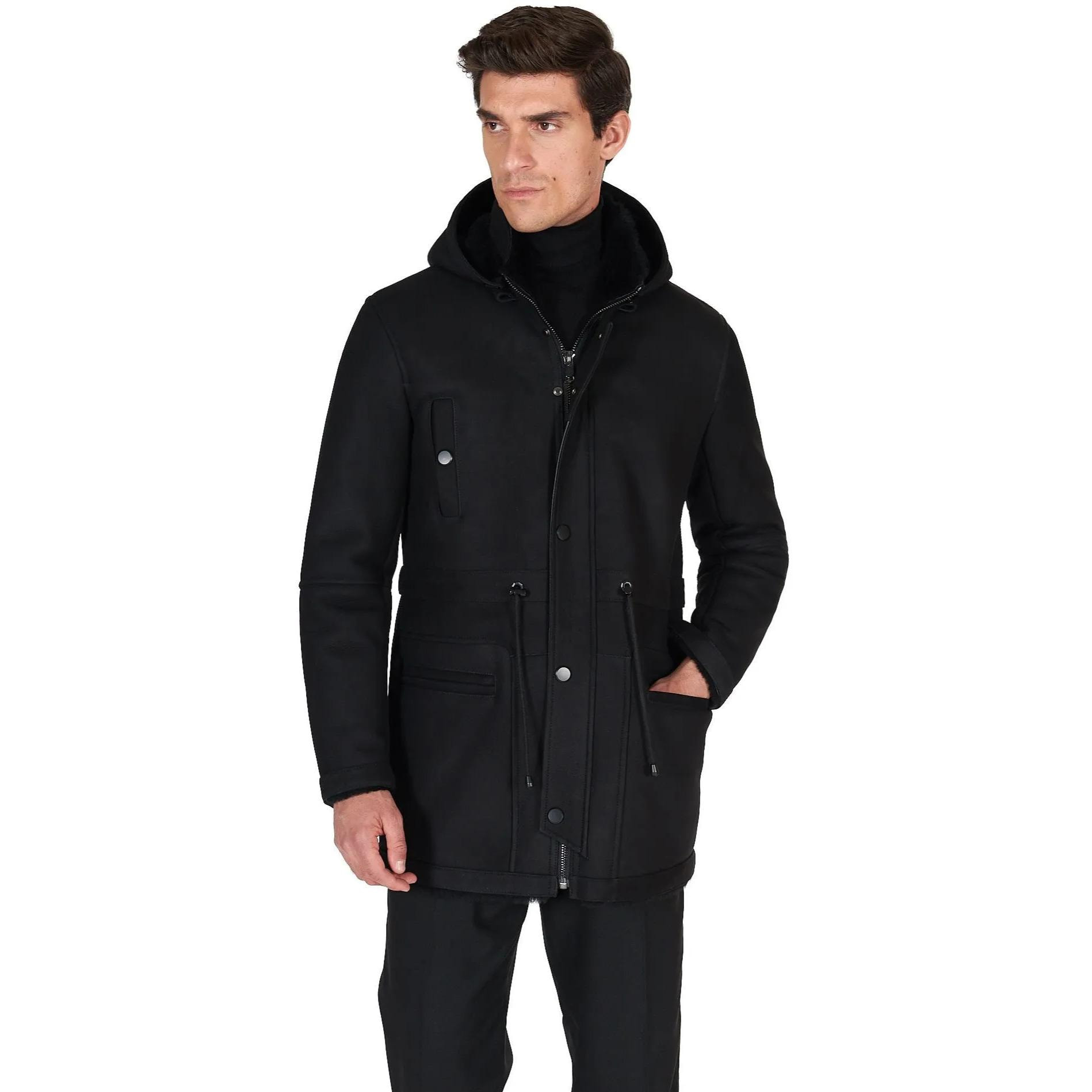 Cappotto Montone Shearling nero con cappuccio staccabile