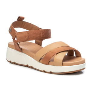 Sandalia de piel camel