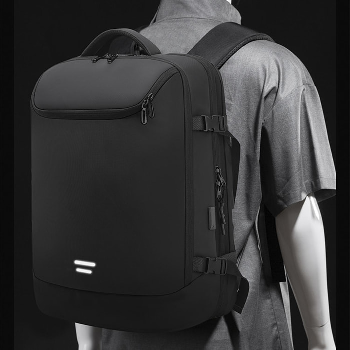 DAM Mochila expandible 36L/50L con capa impermeable, porta Laptop 17,3''. Toma USB exterior. 51x24x34 Cm. Color: Negro