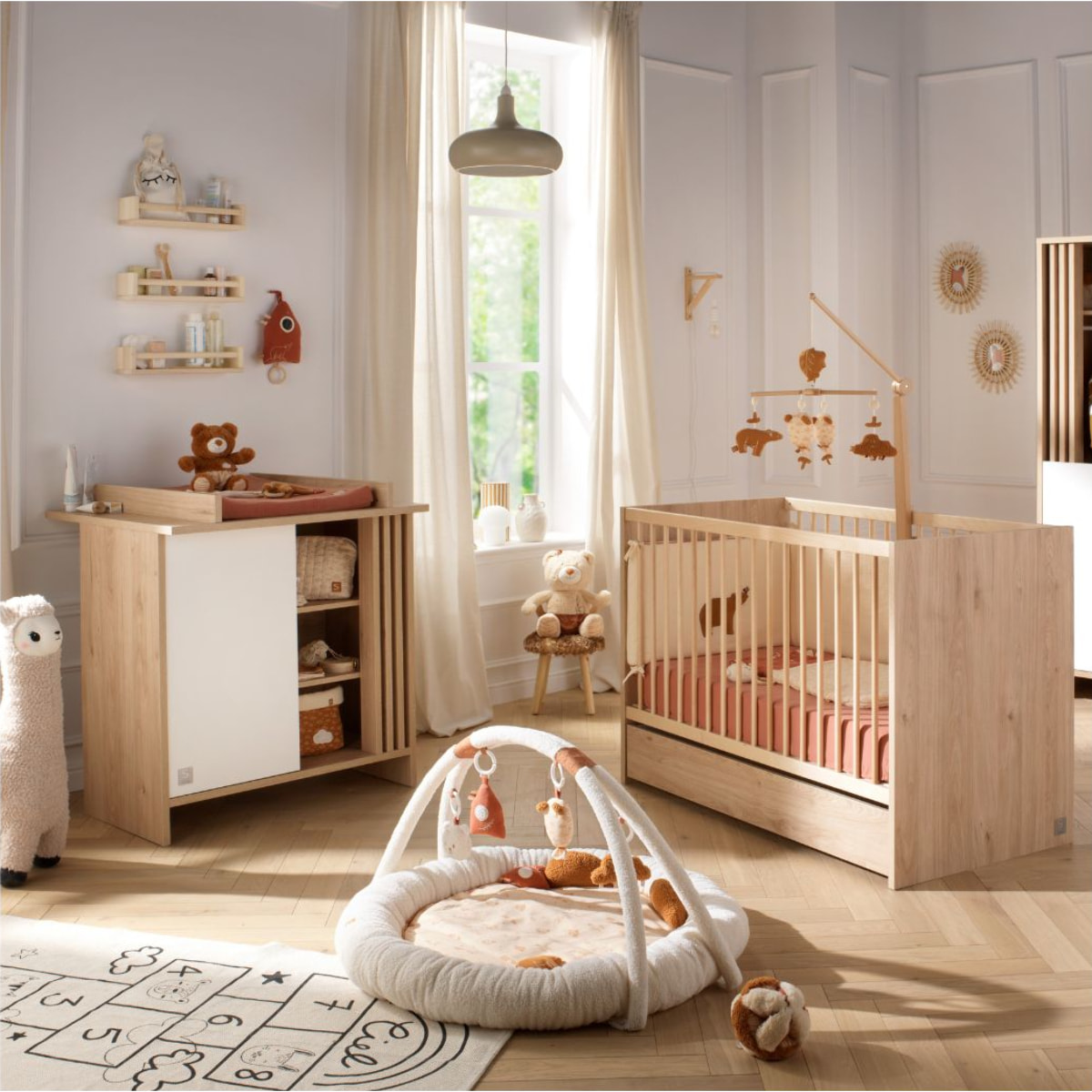 Chambre bébé complète Tokyo, Lit 120x60 et Commode à langer claustra - Chêne suave