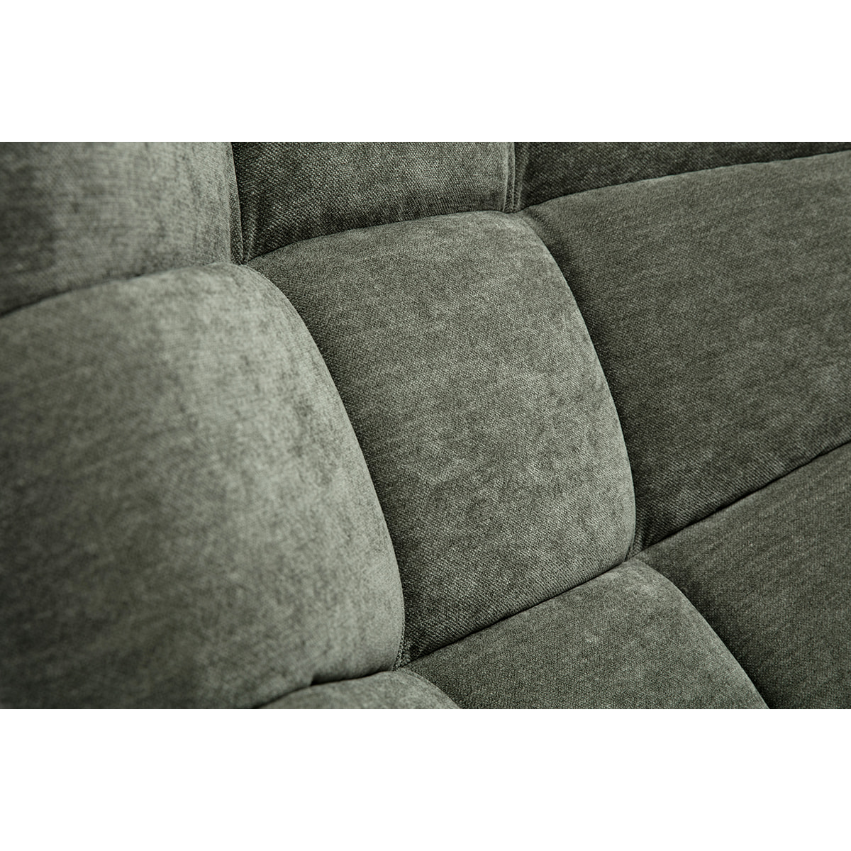 Fauteuil scandinave en tissu effet velours vert kaki et bois clair BRODY