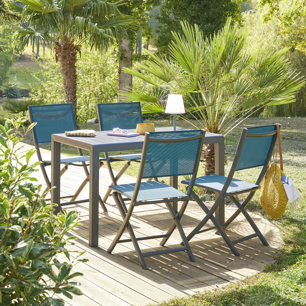 Lot de 4 chaises de jardin pliantes "Essentia" bleu canard & graphite en aluminium traité époxy