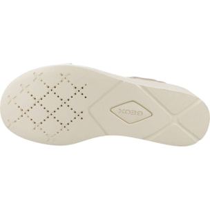 Sandalias Mujer de la marca GEOX  modelo D XAND 2.2S B BEIS