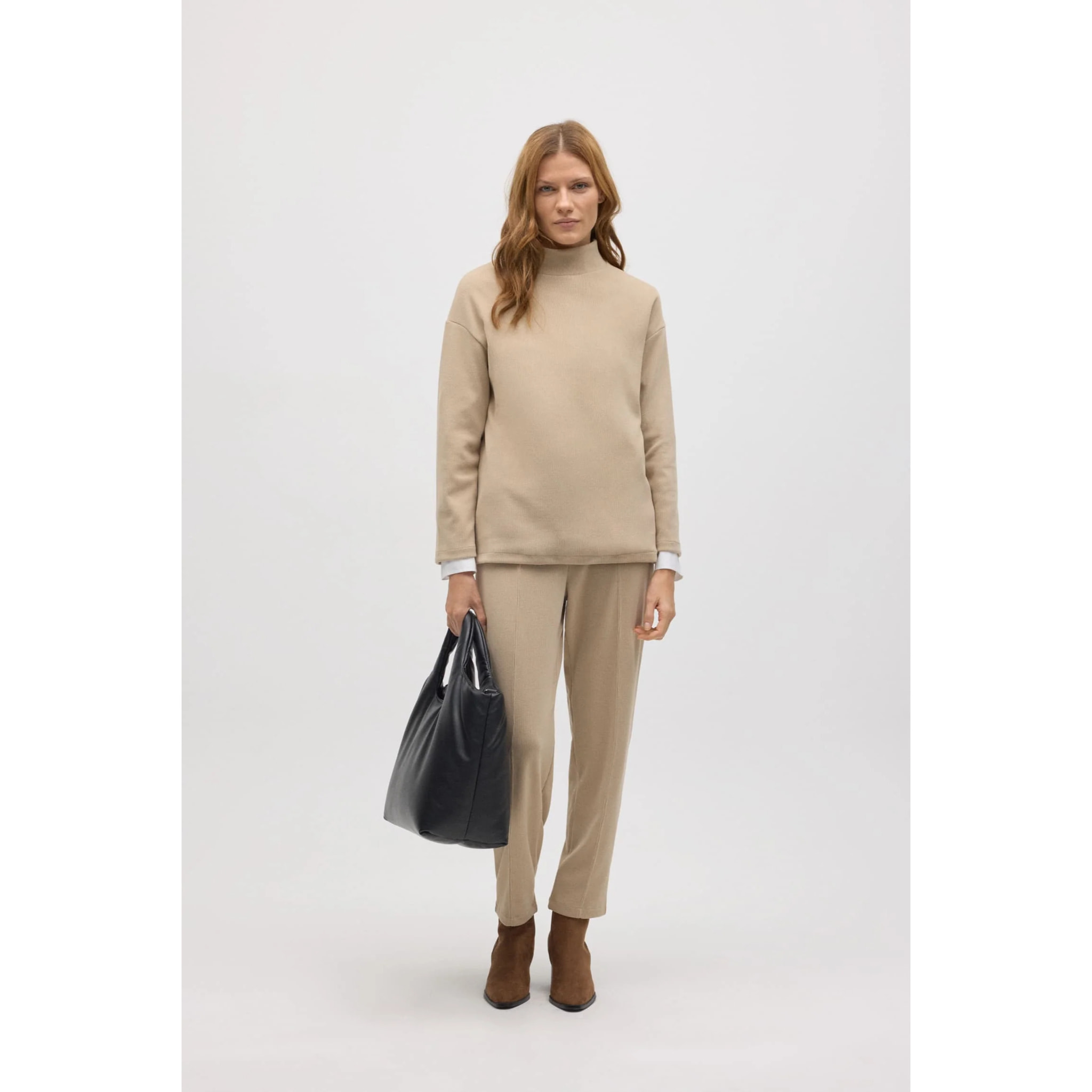 Pantaloni effetto velluto a coste beige