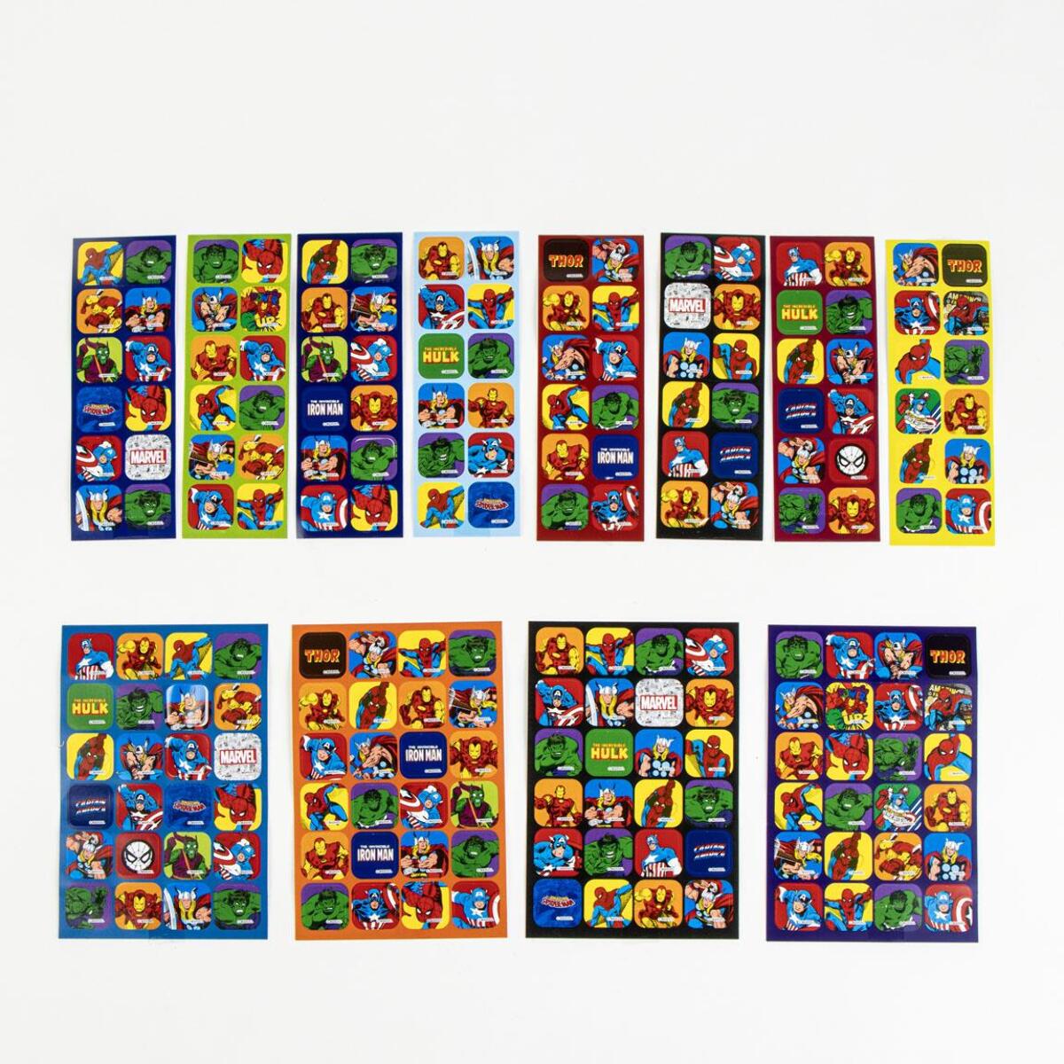 Pack pegatinas 1000 piezas marvel