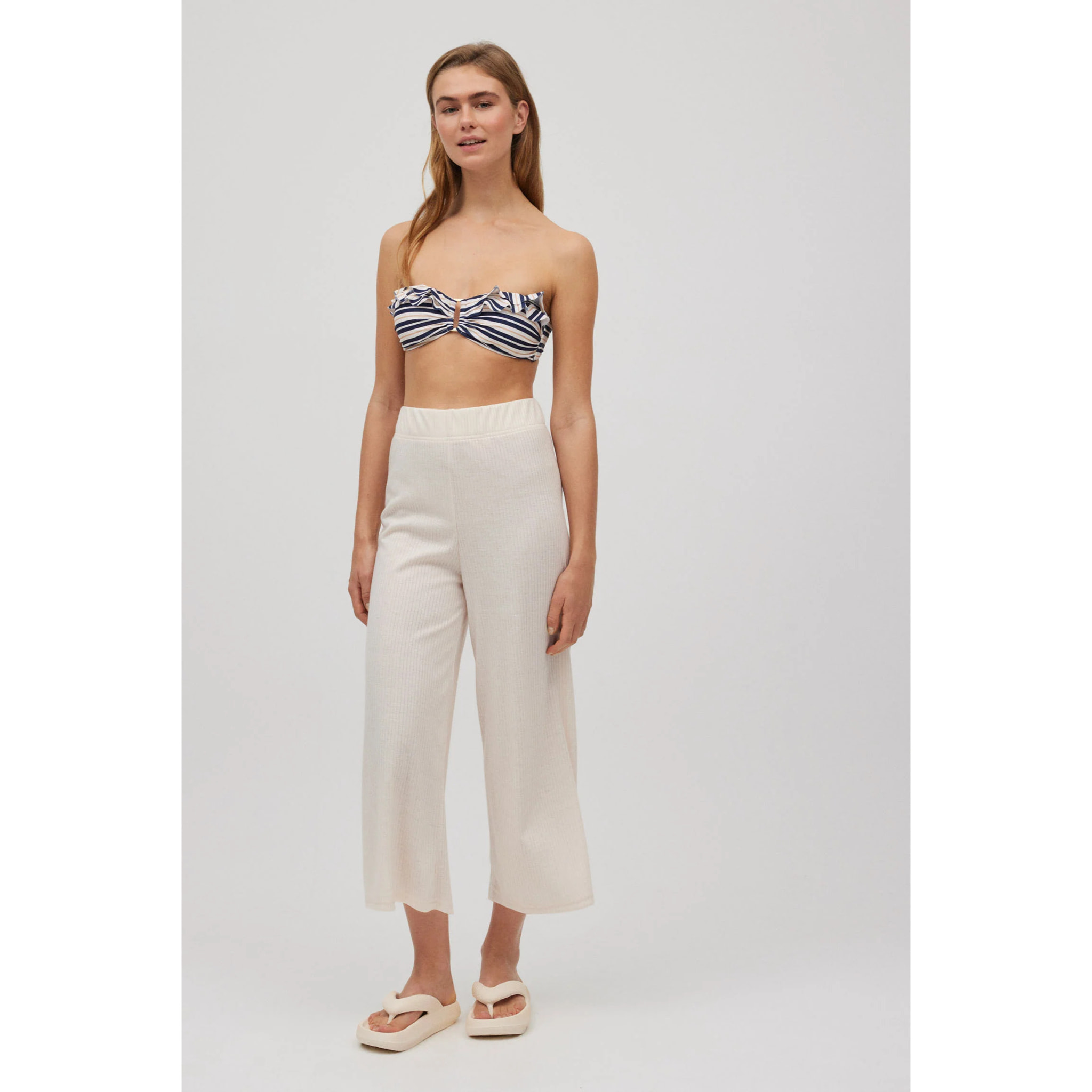 Pantaloni corti a coste