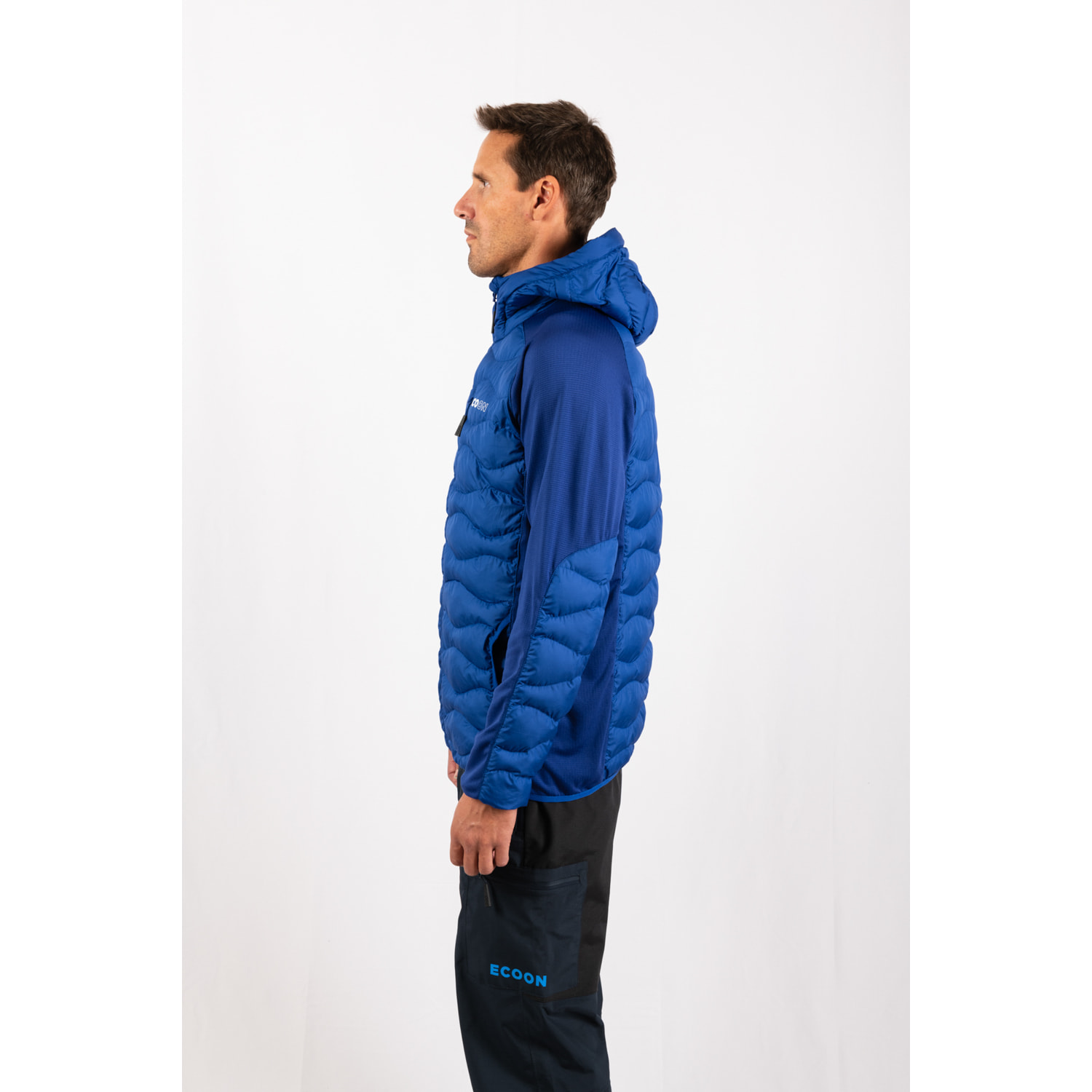 Chaqueta ECOActive Hybrid Insulated Jacket with cap marca ECOON - Azul Cielo